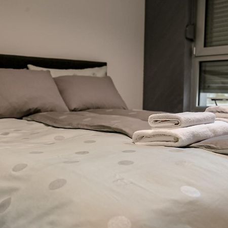 Miha Apartment เบลเกรด ภายนอก รูปภาพ