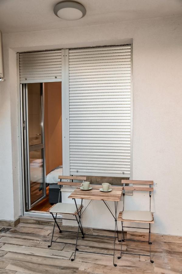 Miha Apartment เบลเกรด ภายนอก รูปภาพ