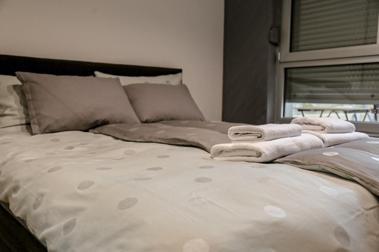 Miha Apartment เบลเกรด ภายนอก รูปภาพ