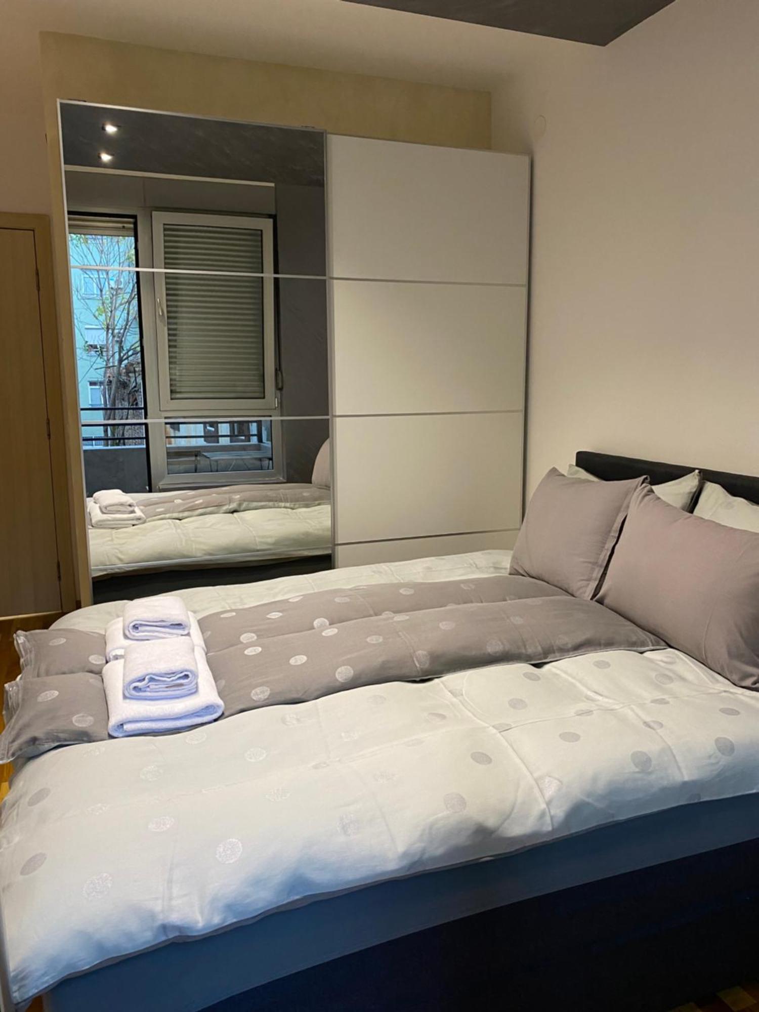Miha Apartment เบลเกรด ภายนอก รูปภาพ
